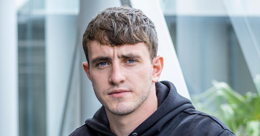 1332298paulmescalsot20202000x1333creditpetersearle425056