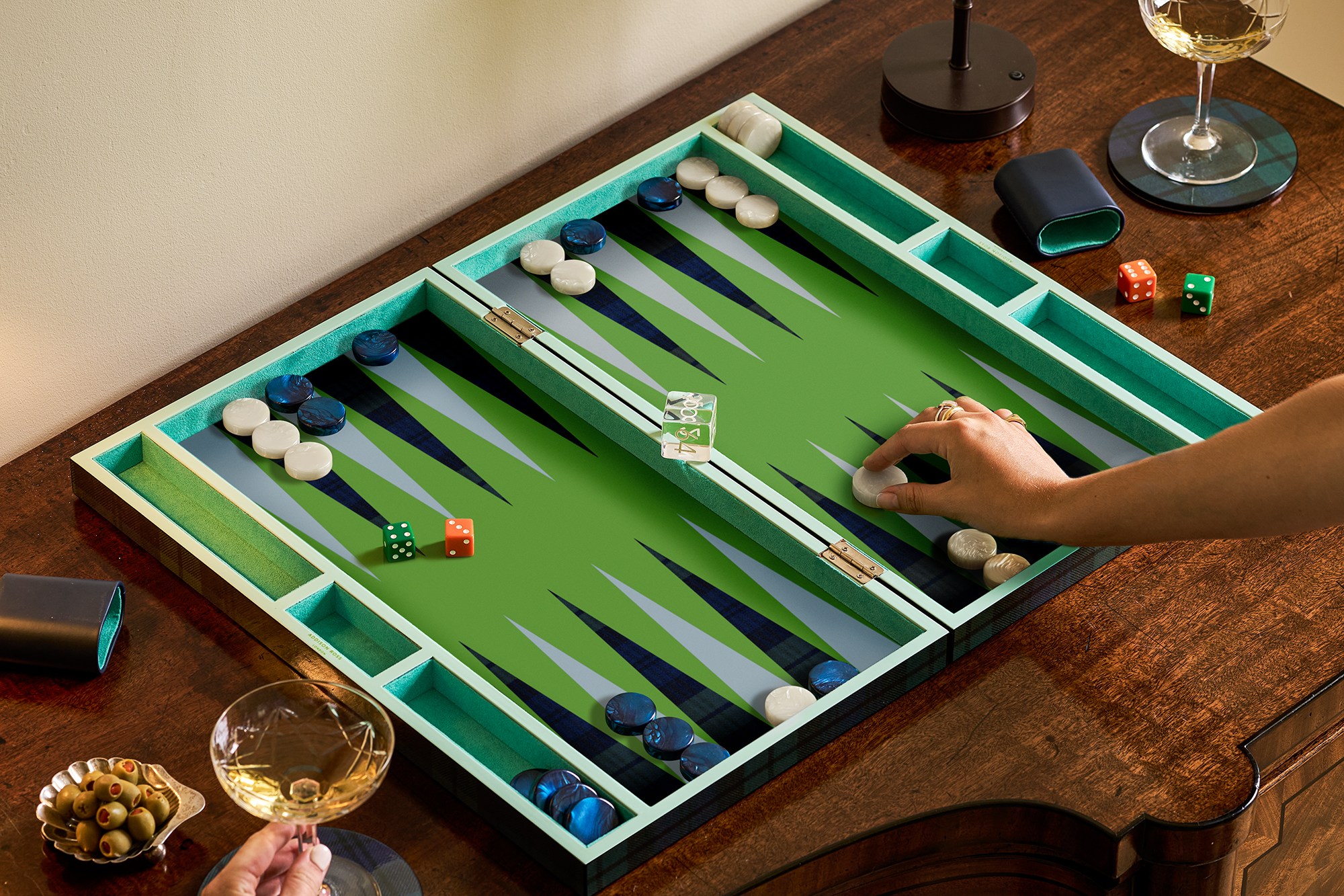 1bb7d718-9f48-4847-92ba-1c080370dd9c