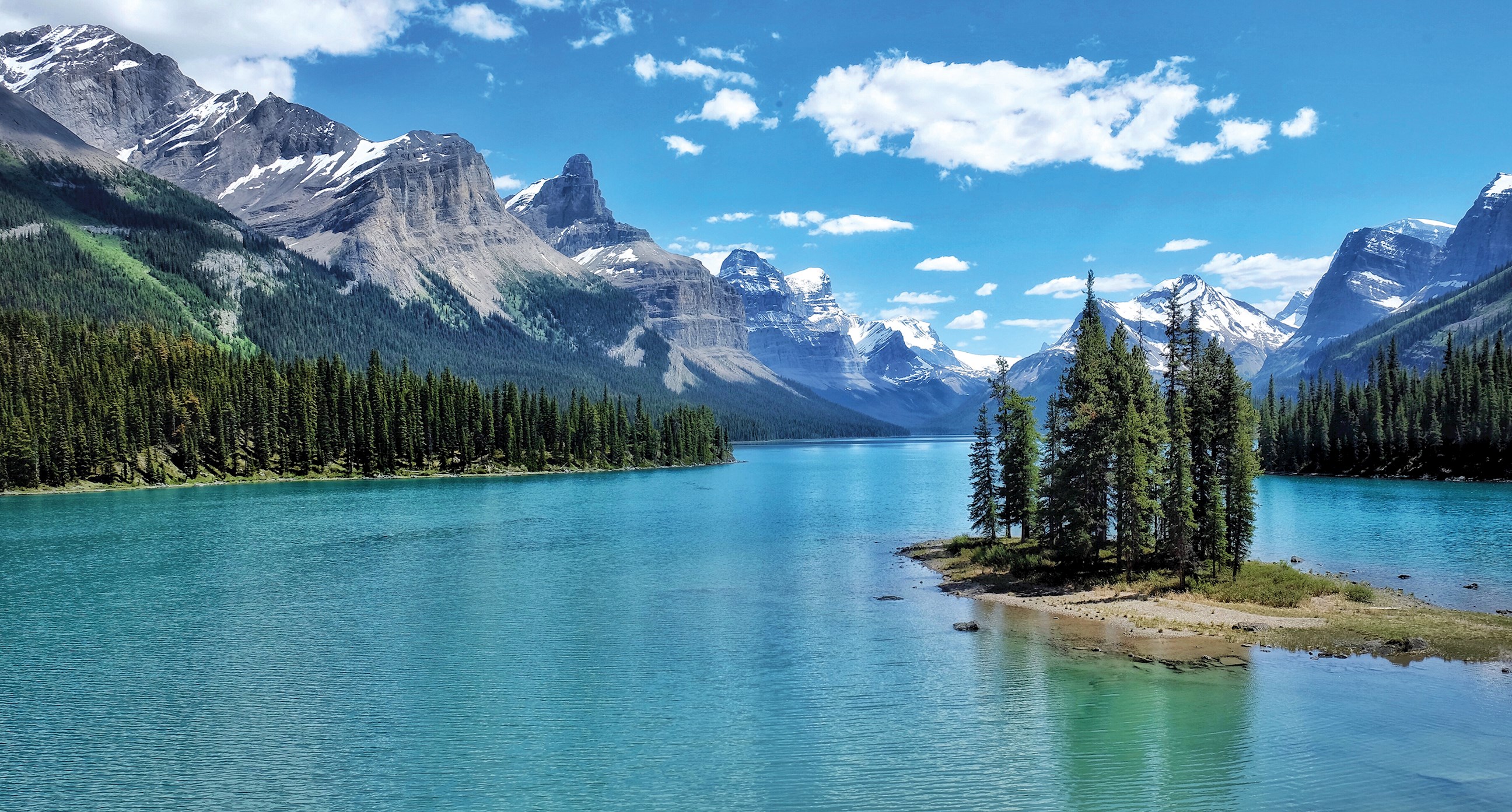 canadian-rockies-pacific-coast-guided-tour-1