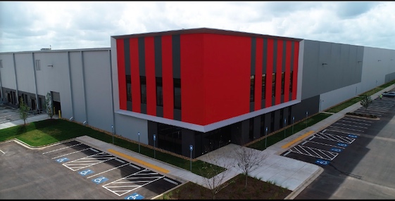 011820Amazon-new-fulfillment-center-exterior