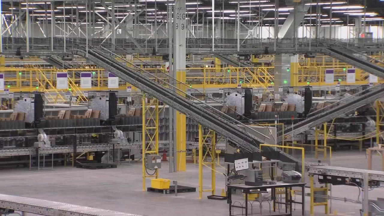 3504880052118-kfsn-6pm-amazon-distrib-tour-vid