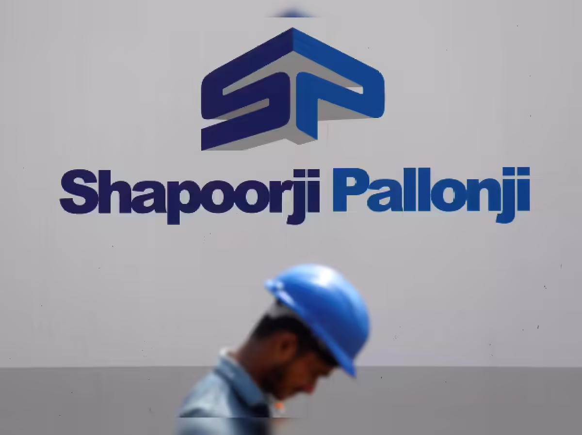 shapoorji-pallonji-group-seeks-up-to-2-4-billion-from-lenders