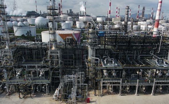 e890c0170dab430f925971797fbdfc6a