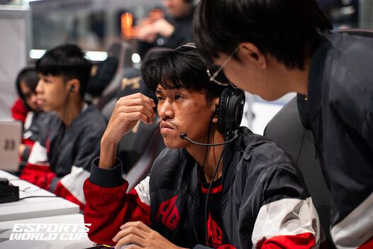 526px-CARAMELEsportsWorldCup2024