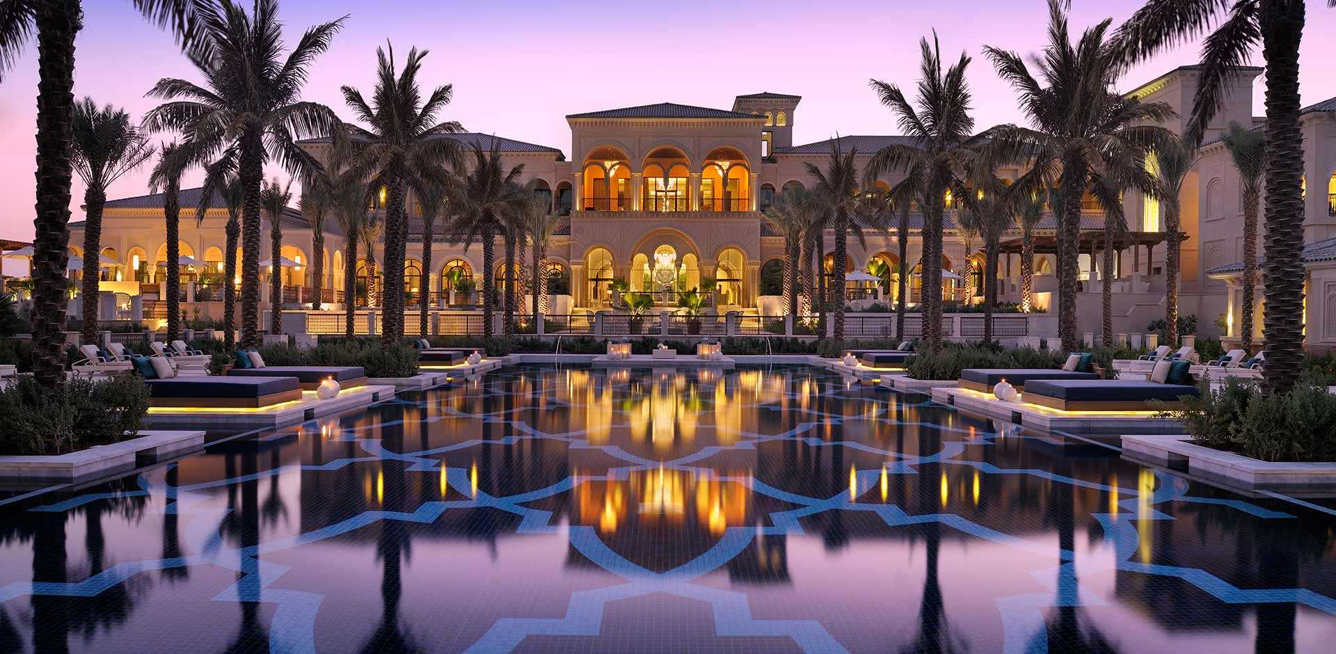 b140303002-banner-size