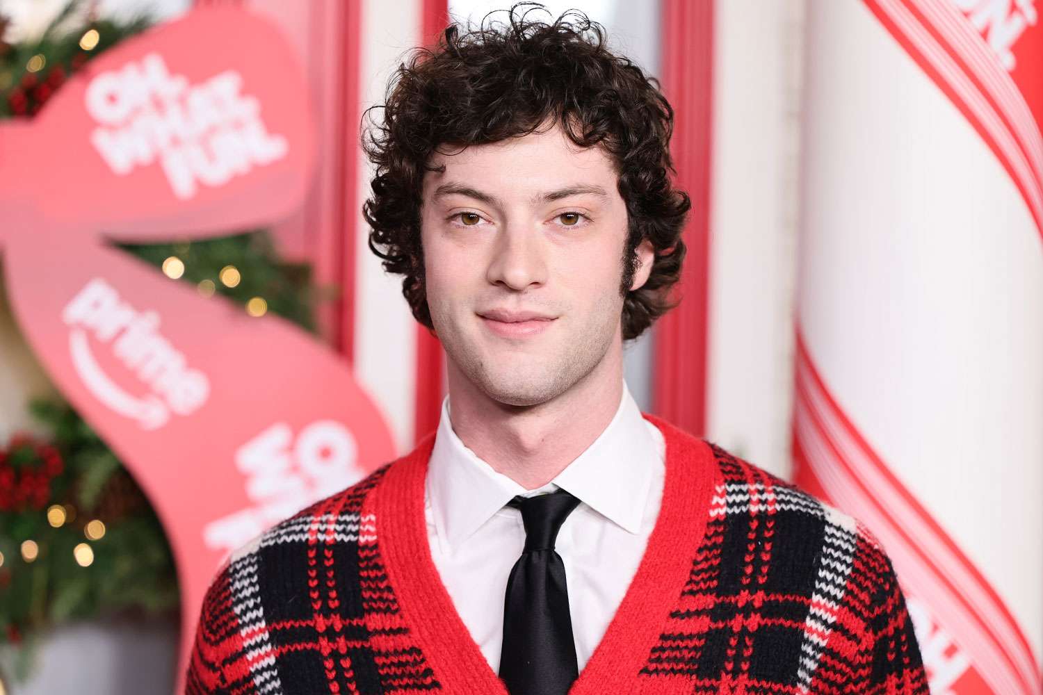 Dominic-Sessa-2-120425-a32b423d10644a0bb56e0becff27c0a5