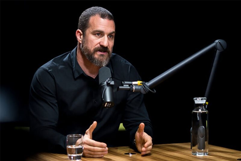 Andrew-HubermanEp666Carausel910x607-6-600x400