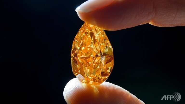 orange-diamond