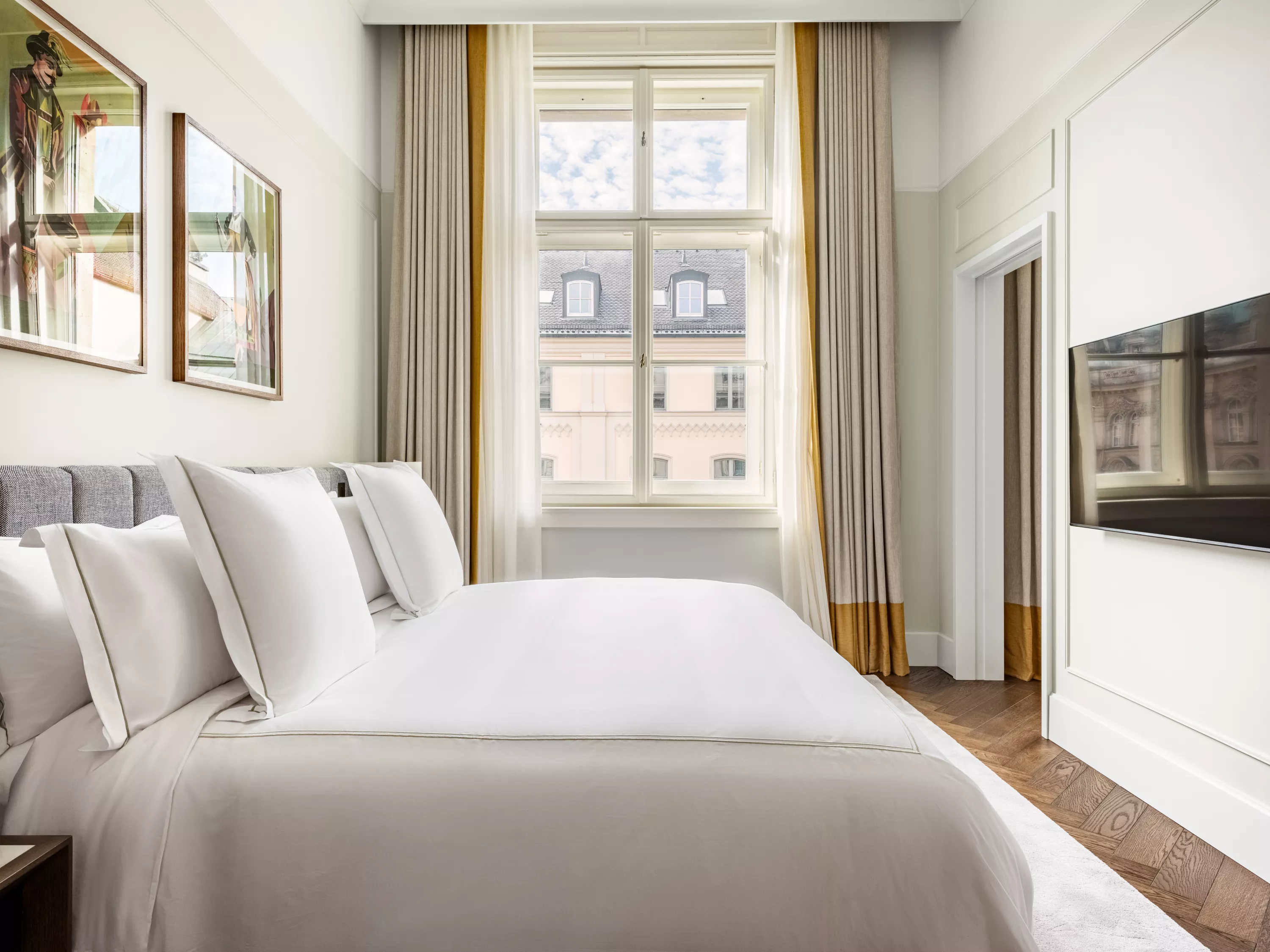 Rosewood MunichDeluxe Suite307WhatTheFox-02262023