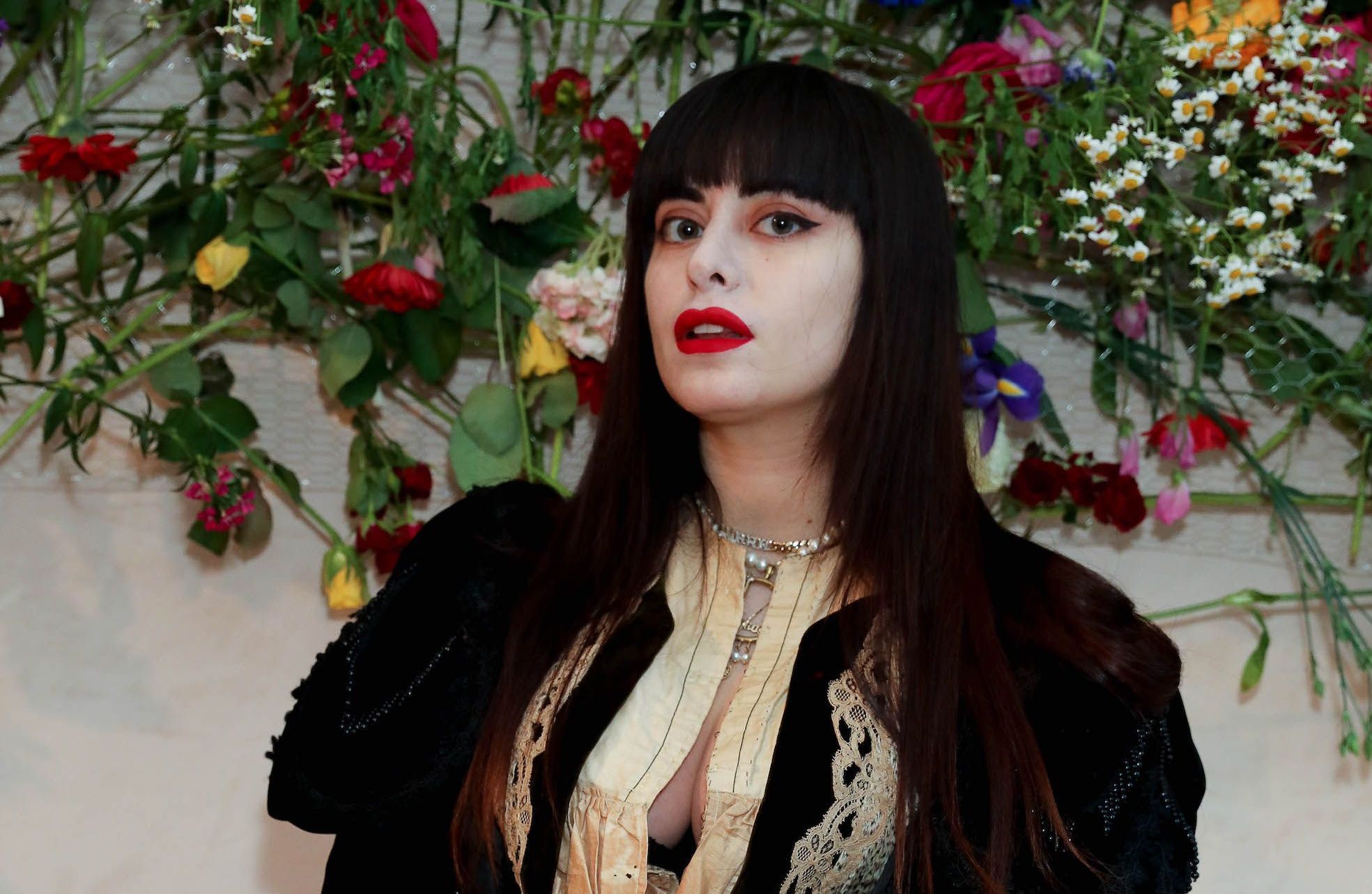 Qui-est-Dilara-Findikoglu-La-nouvelle-creatrice-de-mode-que-tout-le-monde-s-arrache