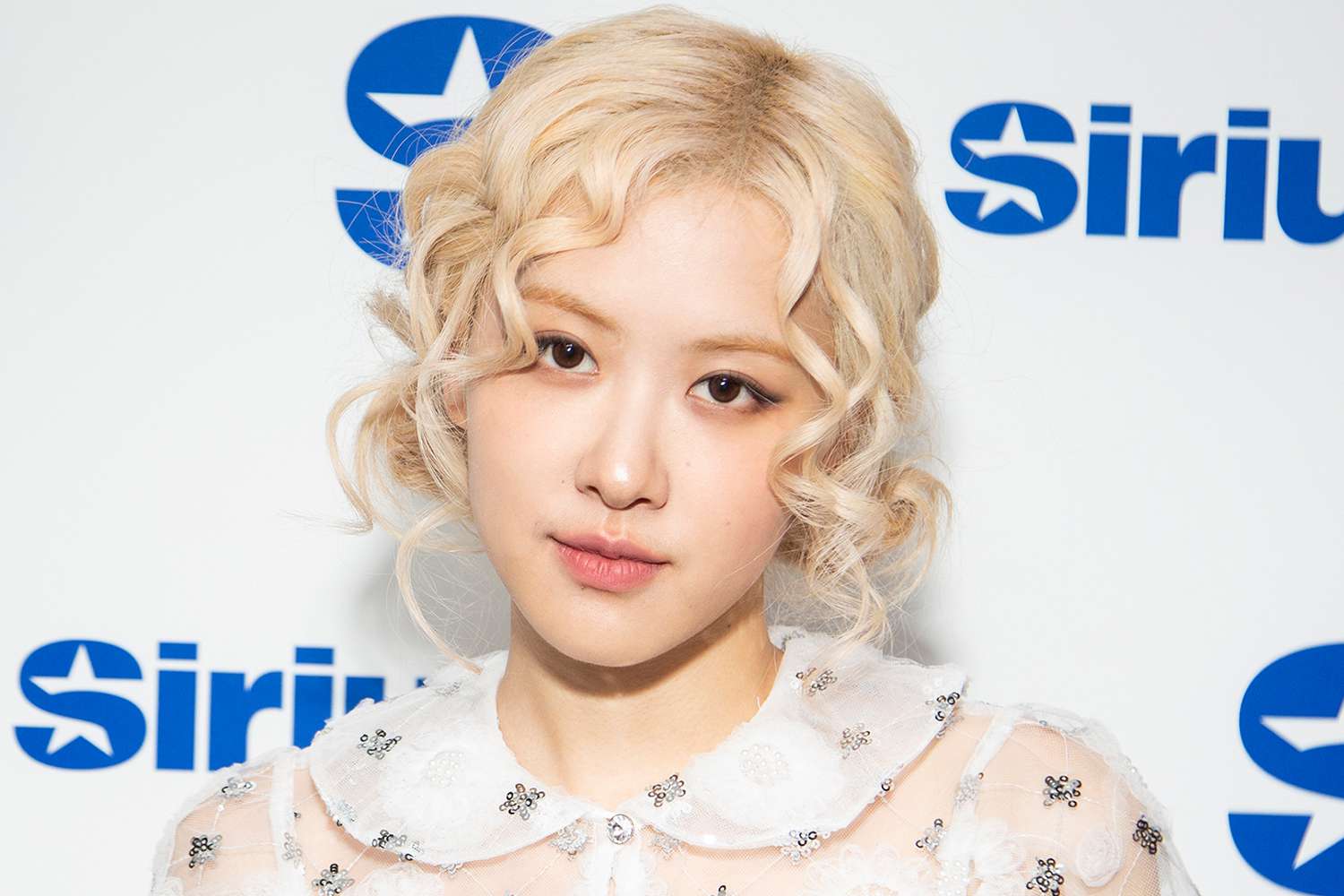 Rose-Blackpink-Tout-1725-a30fb15aecbe41da83ed5d49373ee522 1