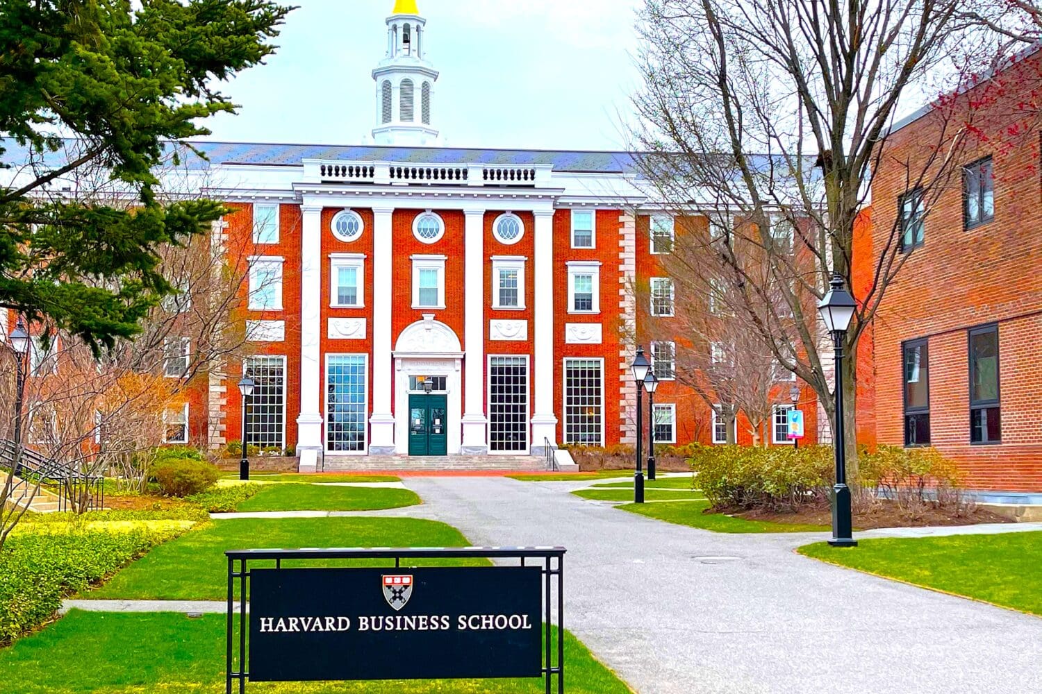 HBS-Harvard-Ayva-EM-3-1500x1000