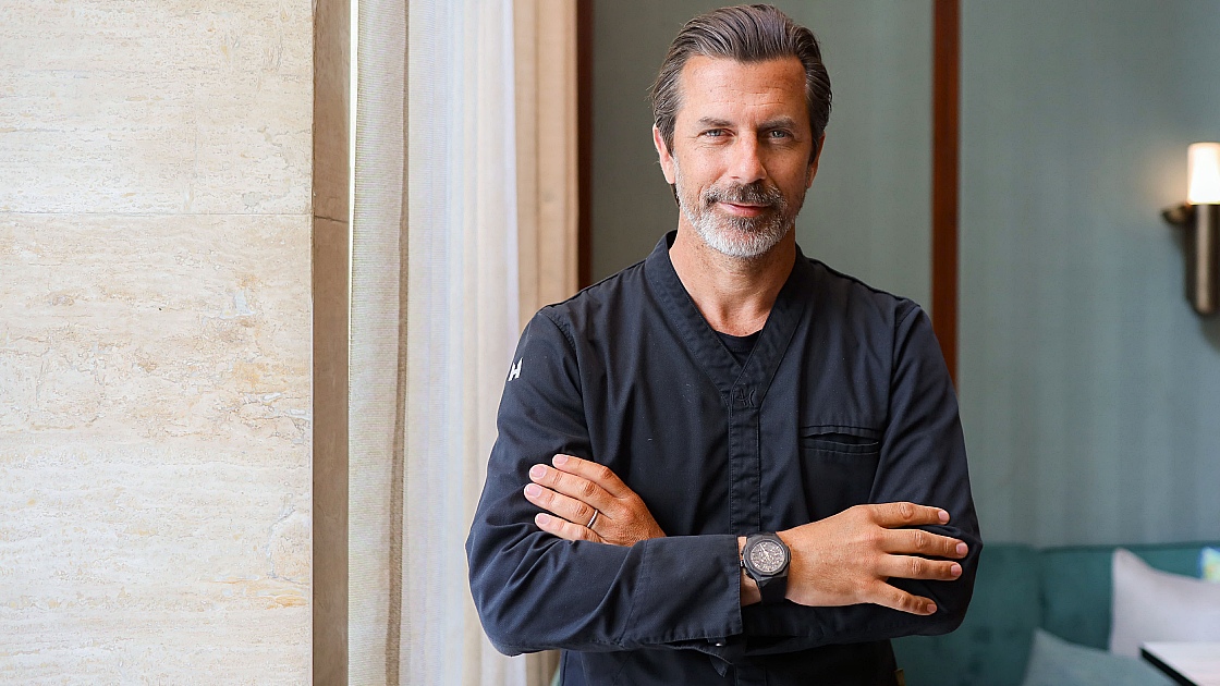 93ea2417b0dc4b619e78b3f88ba3f3b8AndreasCaminadaOnHowToBeAGoodChefAndAGreatLeader7