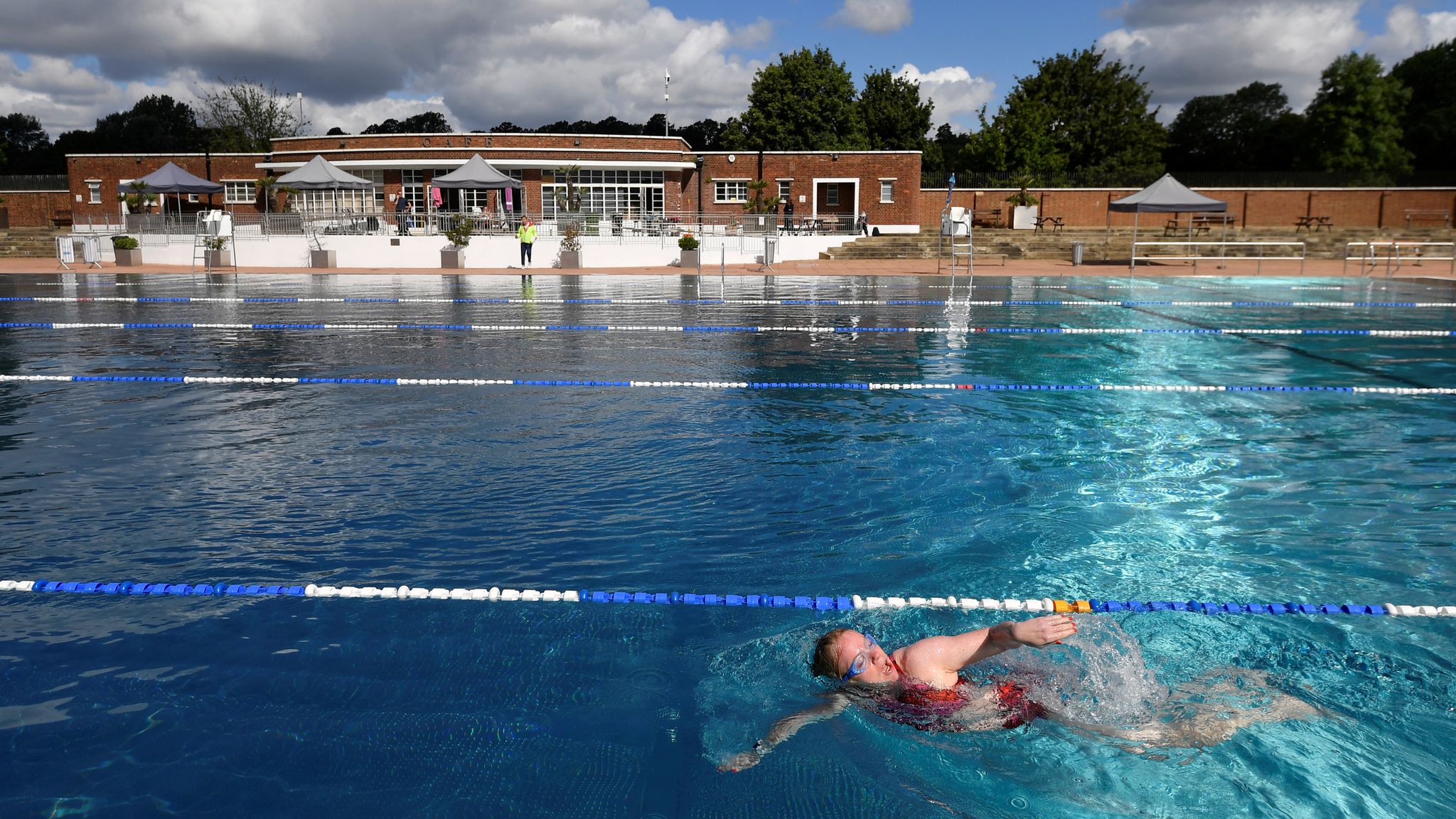 skynews-parliament-hill-lido5980415