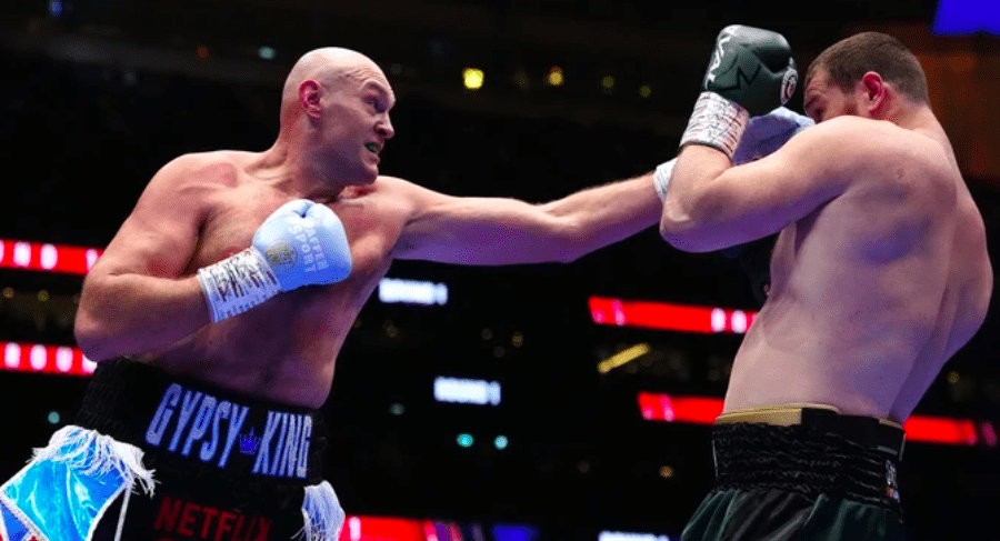 Tyson-Fury-in-action-during-his-fight-against-Arslanbek-Makhmudov-Action2-e1775992768353