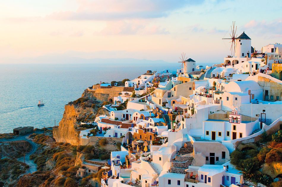 OiaVillageSantoriniGreece42226