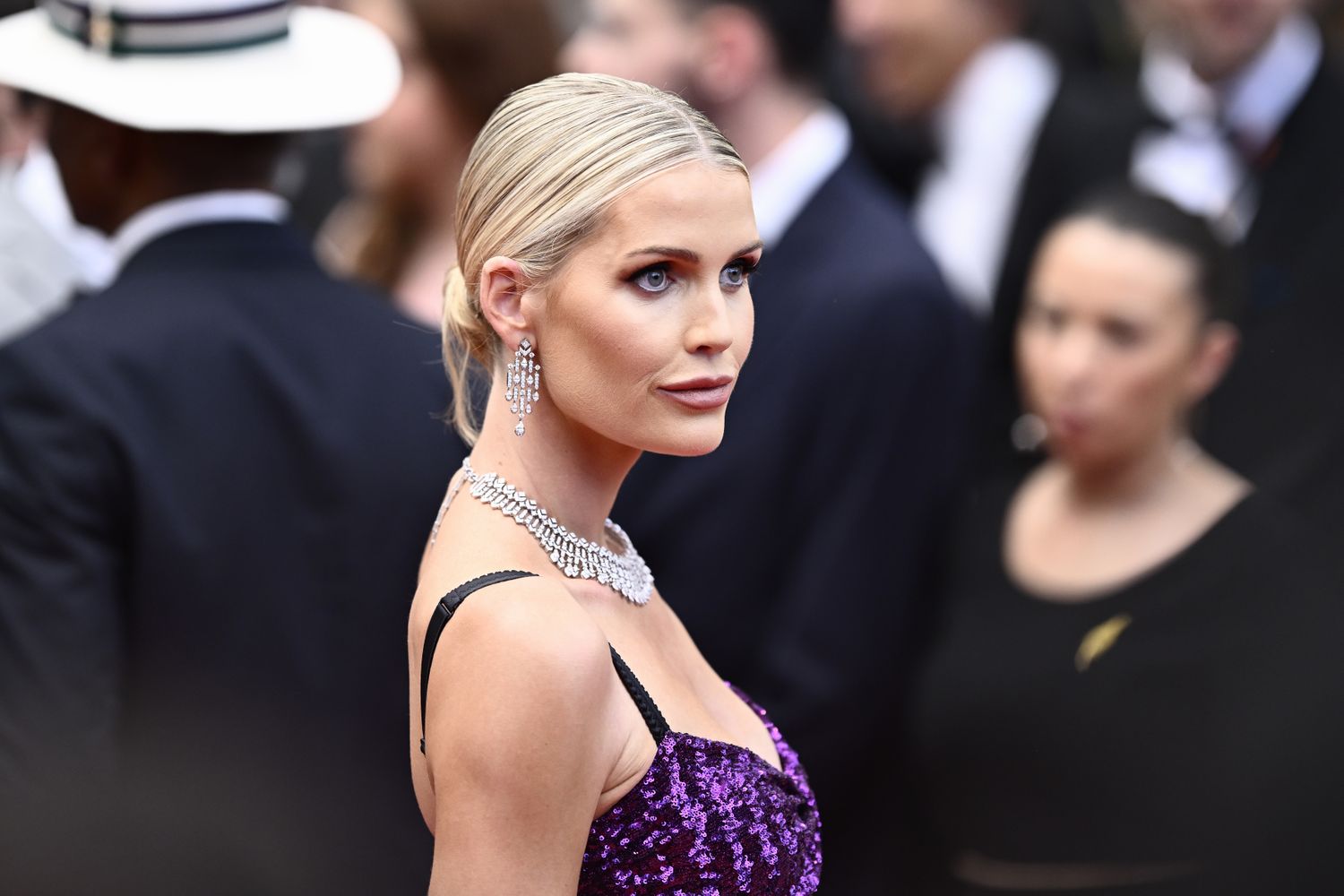 KittyLead-0c086e016ca9486799153c2fdaca202e