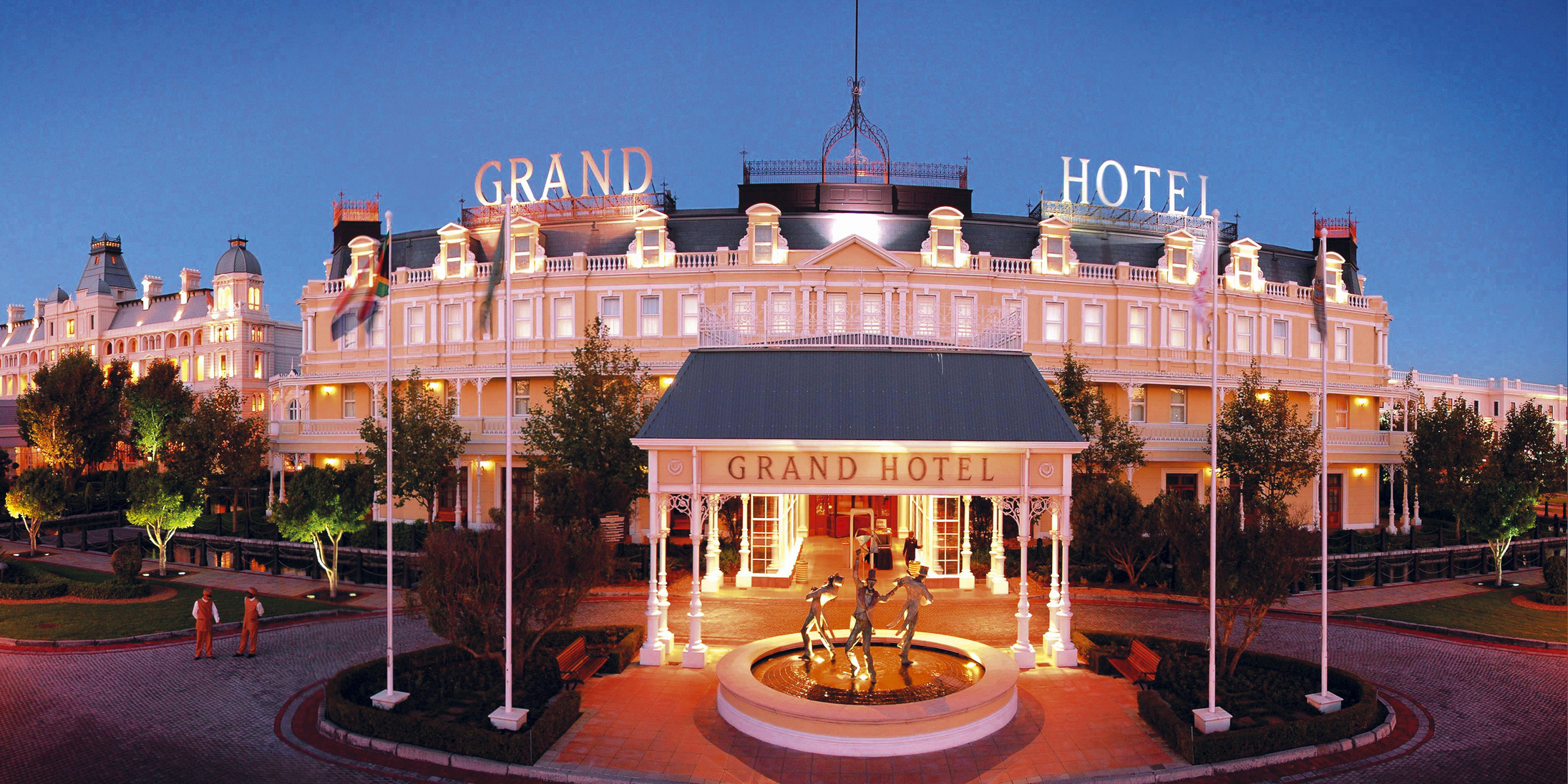 grand-west-view-of-hotel-with-casino-to-the-side-twilight-shot-1mb