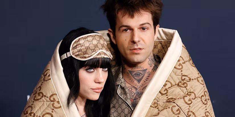 httpsbaehypebeastcomfiles202211billie-eilish-jesse-rutherford-age-gap-grooming-tiktok-s