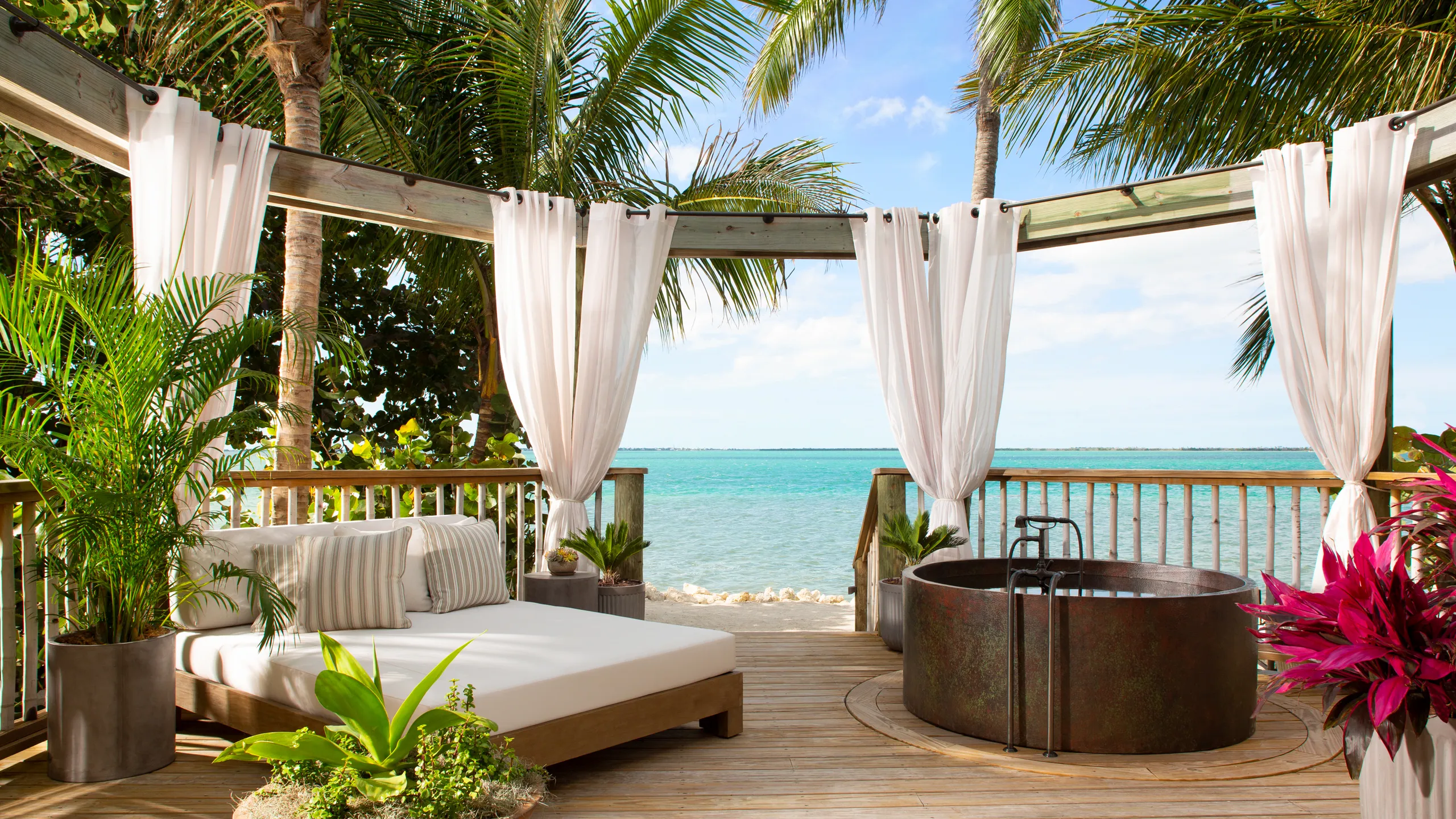 Little20Island2020Romance20Balcony20Daytime