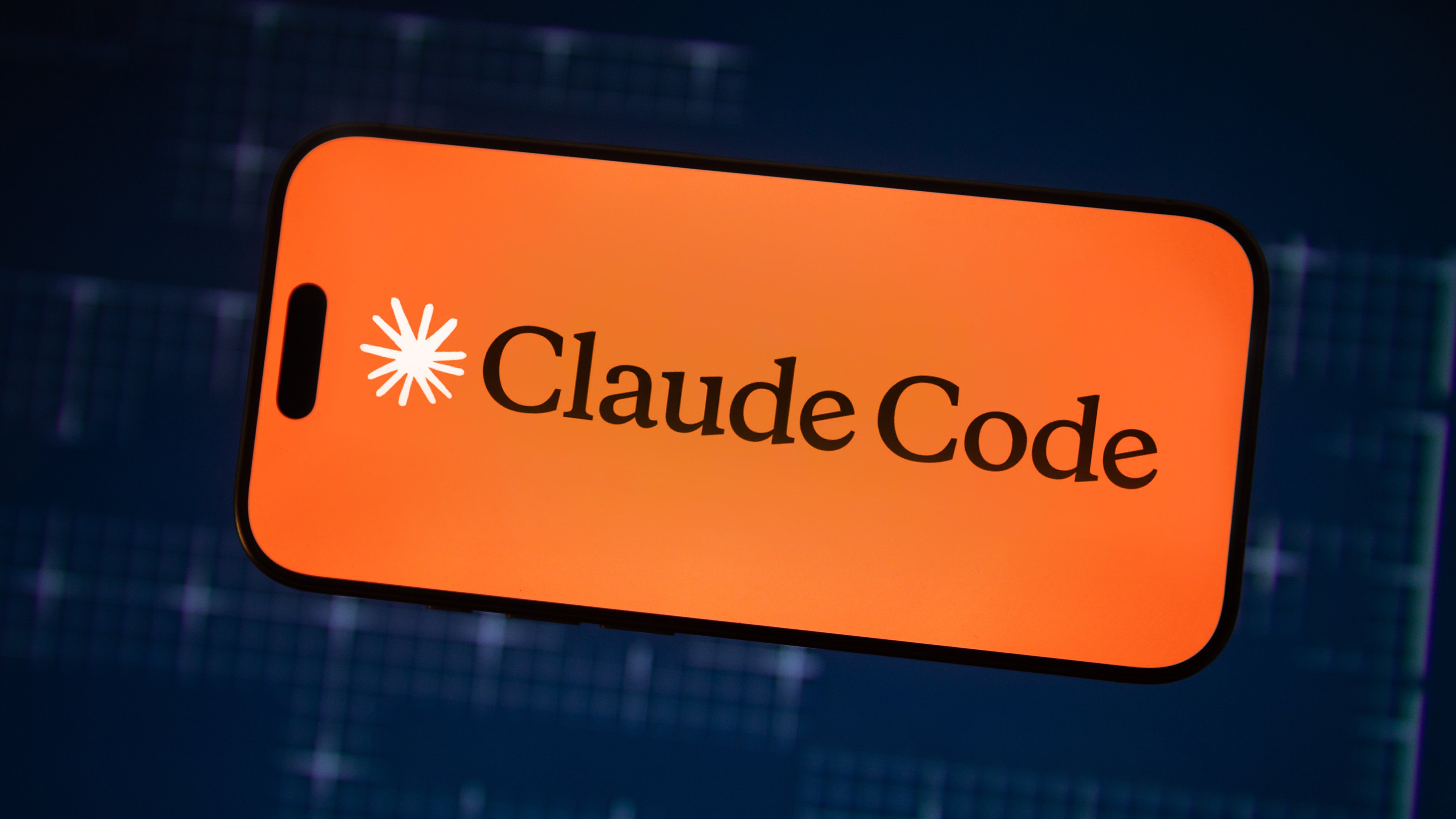 claude-code-creator-we-didnt-mean-to-build-it-but-its-changeckzm