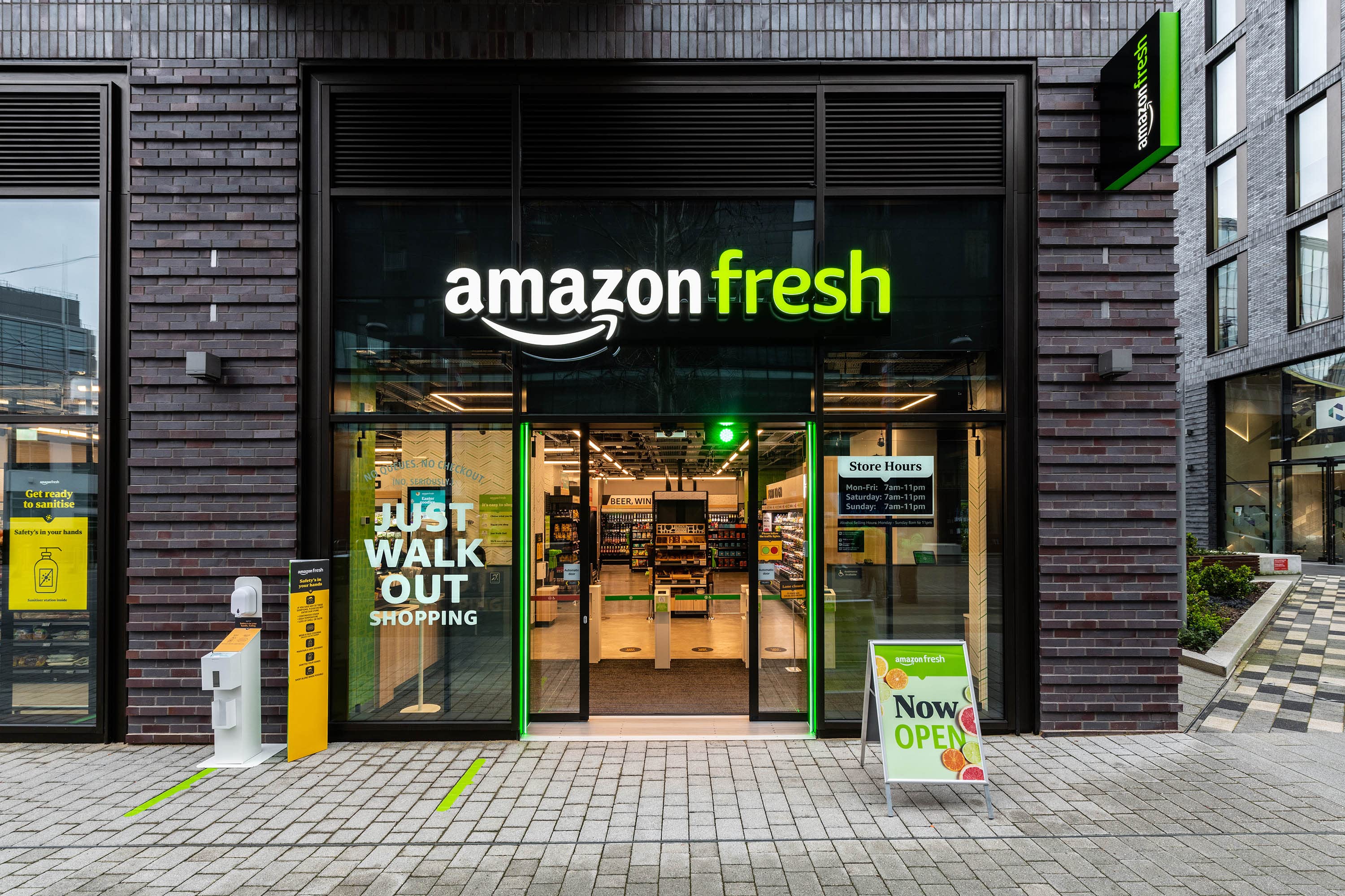 AmazonWembleyStore-54