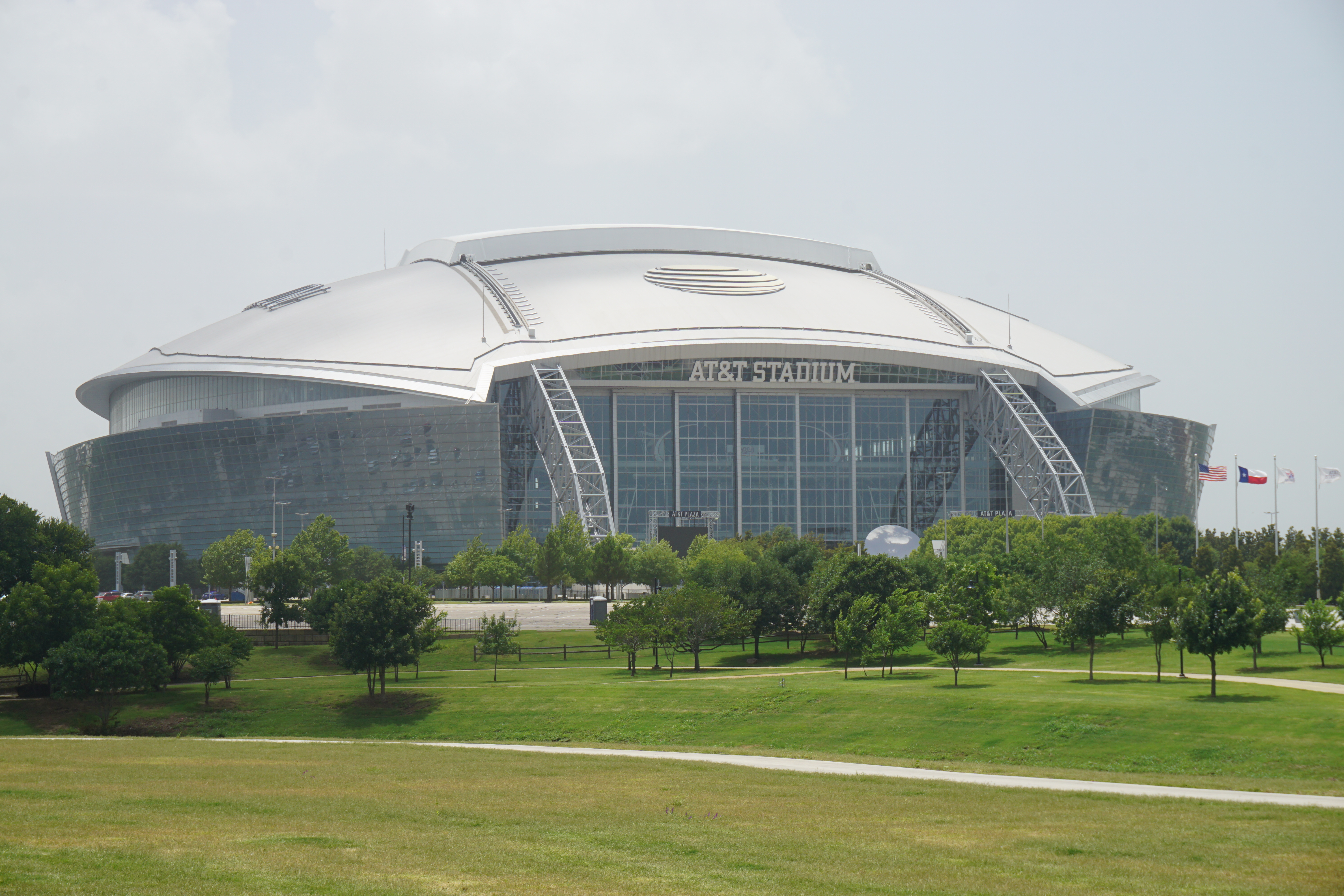 AT&T Stadium - Wikipedia