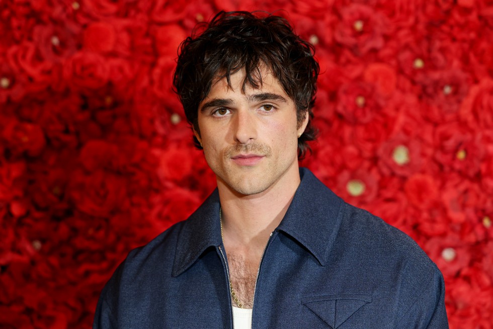 Top 10 Best Male Dressed Celebrities In The World 2026: Style Icons You Must Know