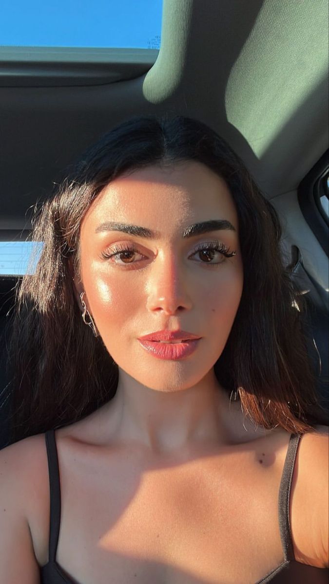 Özge Yağız