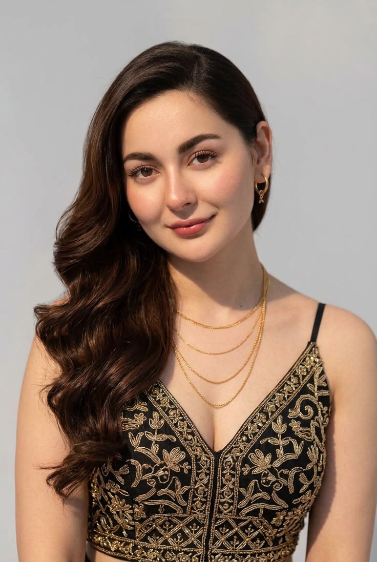 Hania Aamir
