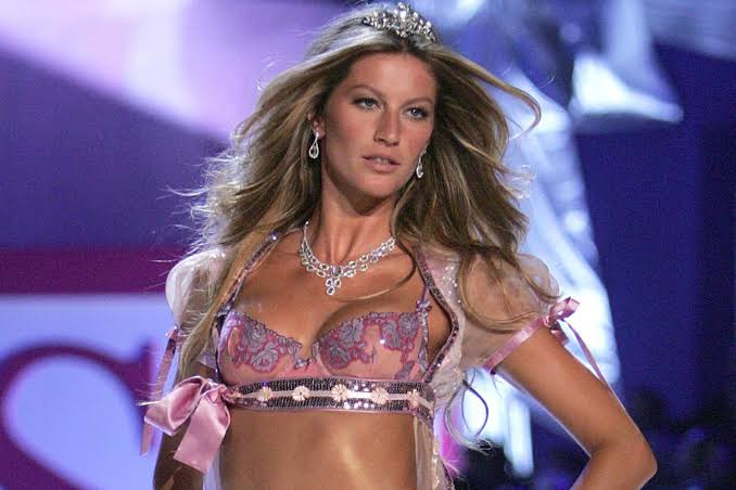 Top 10 Most Legendary Supermodels In The World 2025