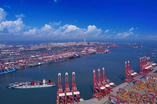 Qingdao Port Qianwan automated container terminal
