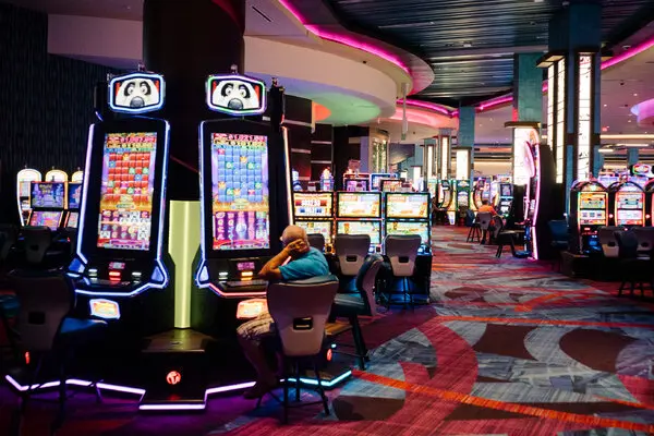 Crazy Time Live: What Makes It the Ultimate Casino Experience, especially at Fun88?